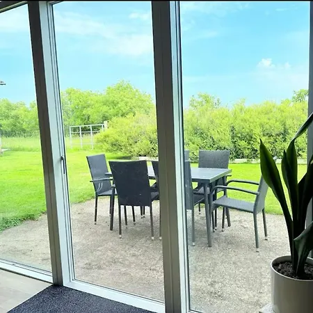 Stor I Rolige Omgivelser Give